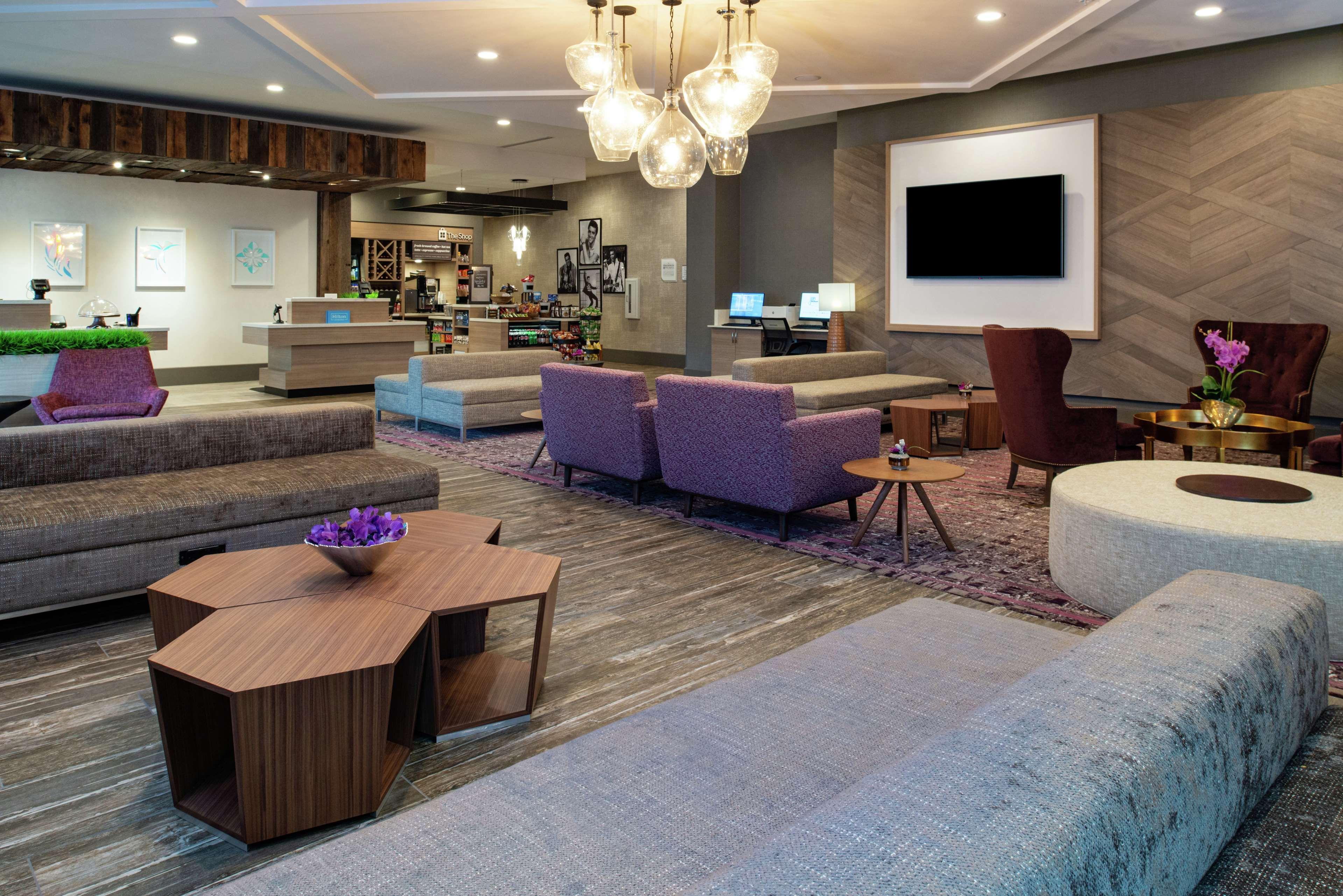 Hilton Garden Inn Галлатин Экстерьер фото